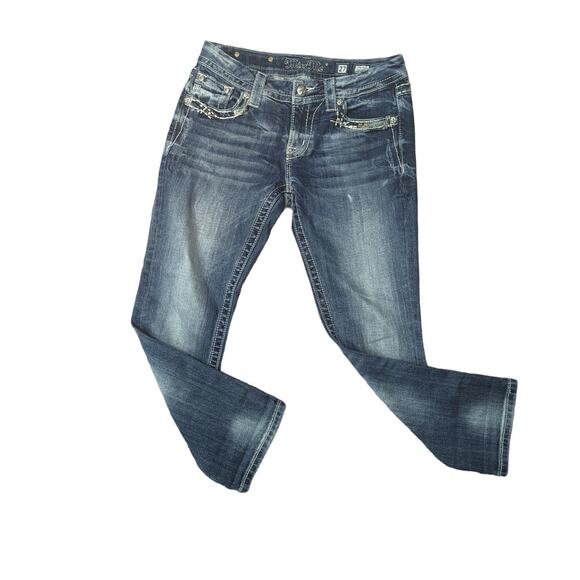 Miss Me  Cropped Jean Blue Pockets Rhinestone Embroidered Crop Low Rise 27 - Picture 3 of 11